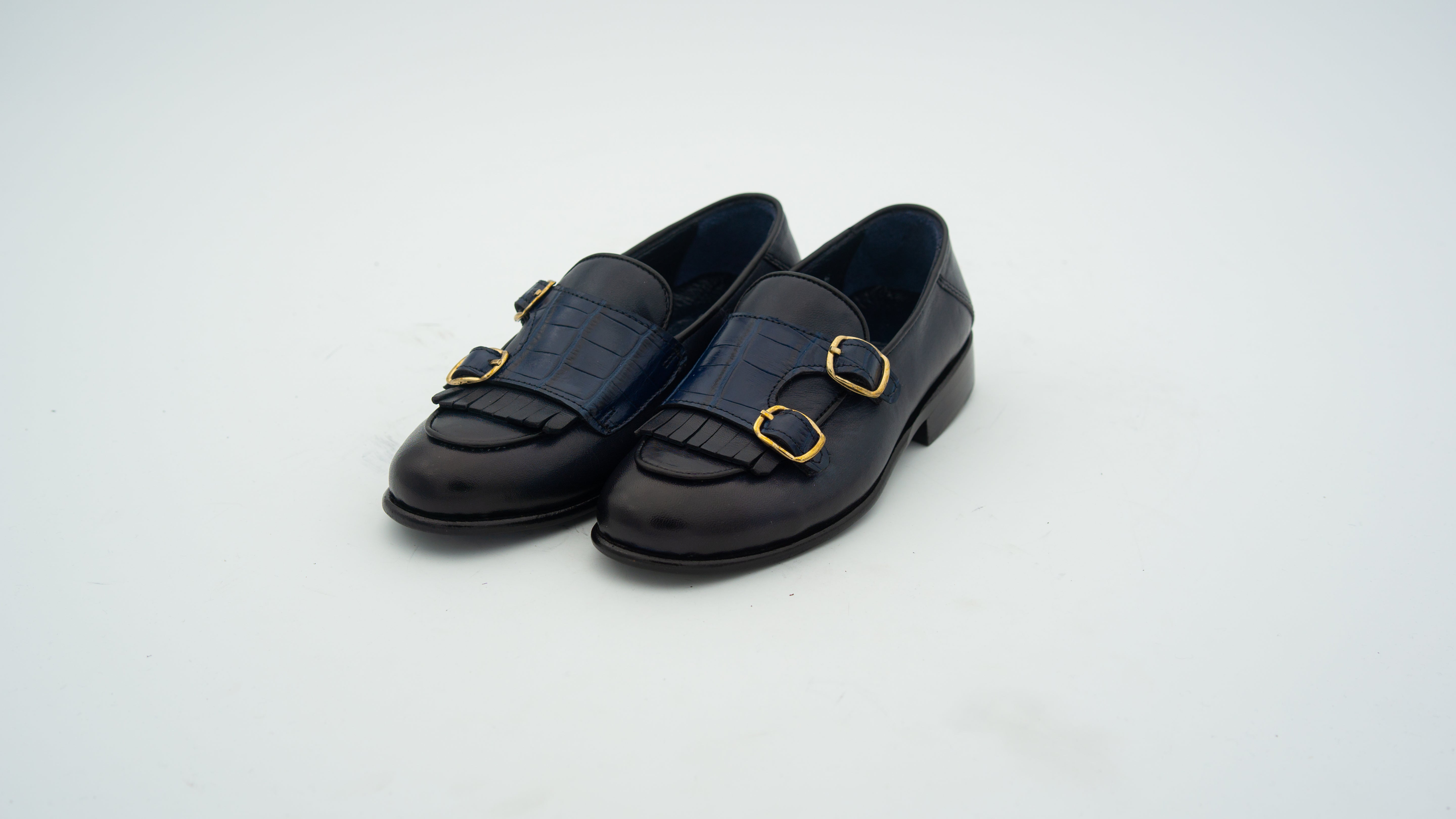 Slipper mit Fransen aus Leder
