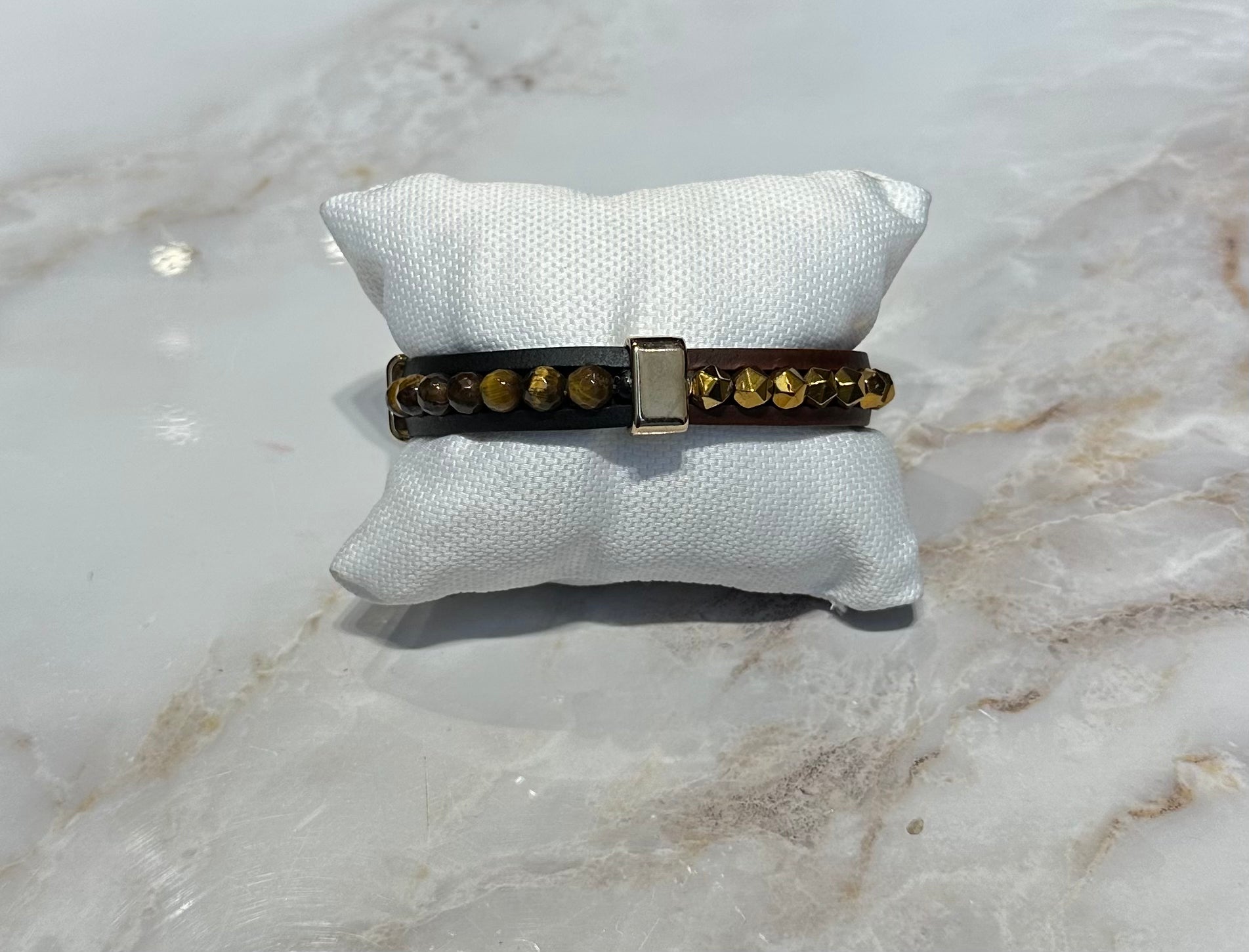 Armbänder