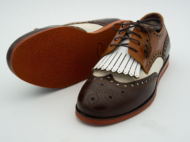 sneakers with fringes