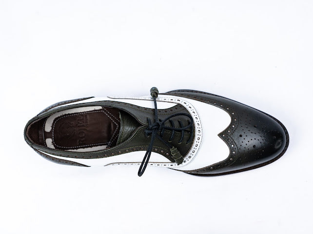Schnürsenkel Schuhe aus Leder