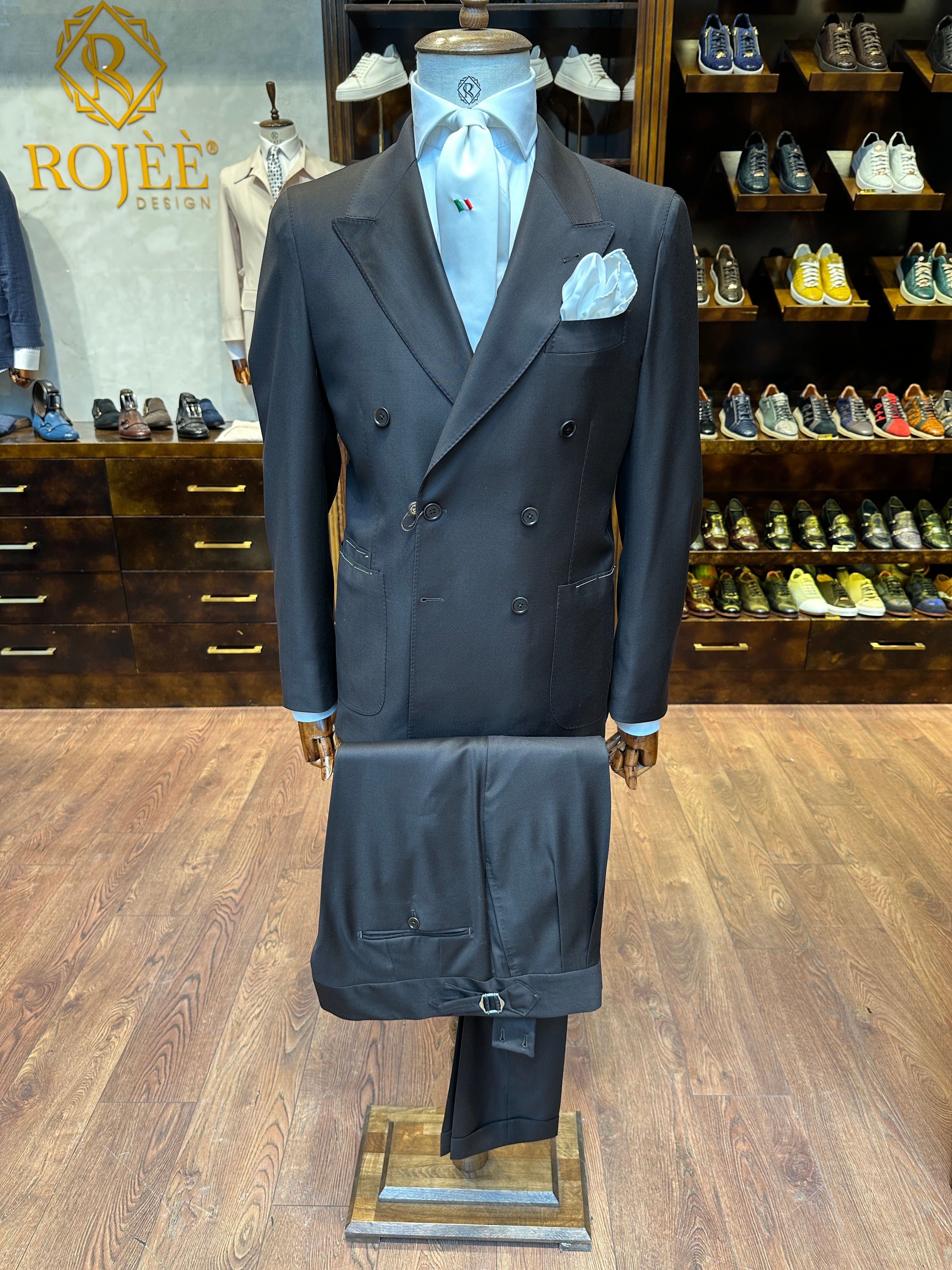 Double-breasted suit brown