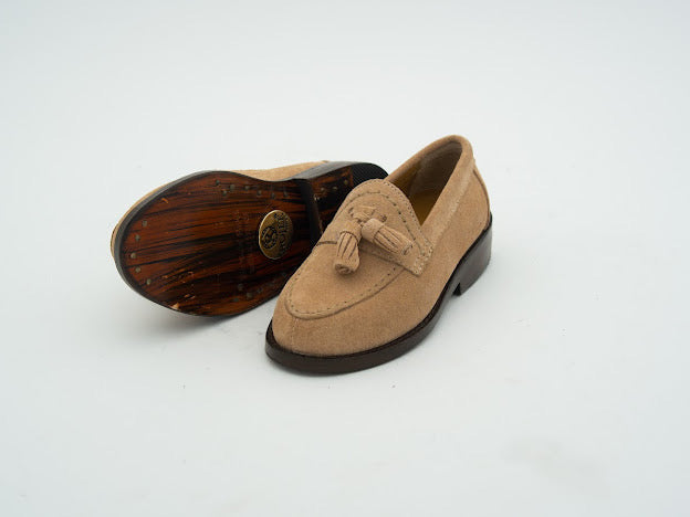 Tassel Loafer in Suede
