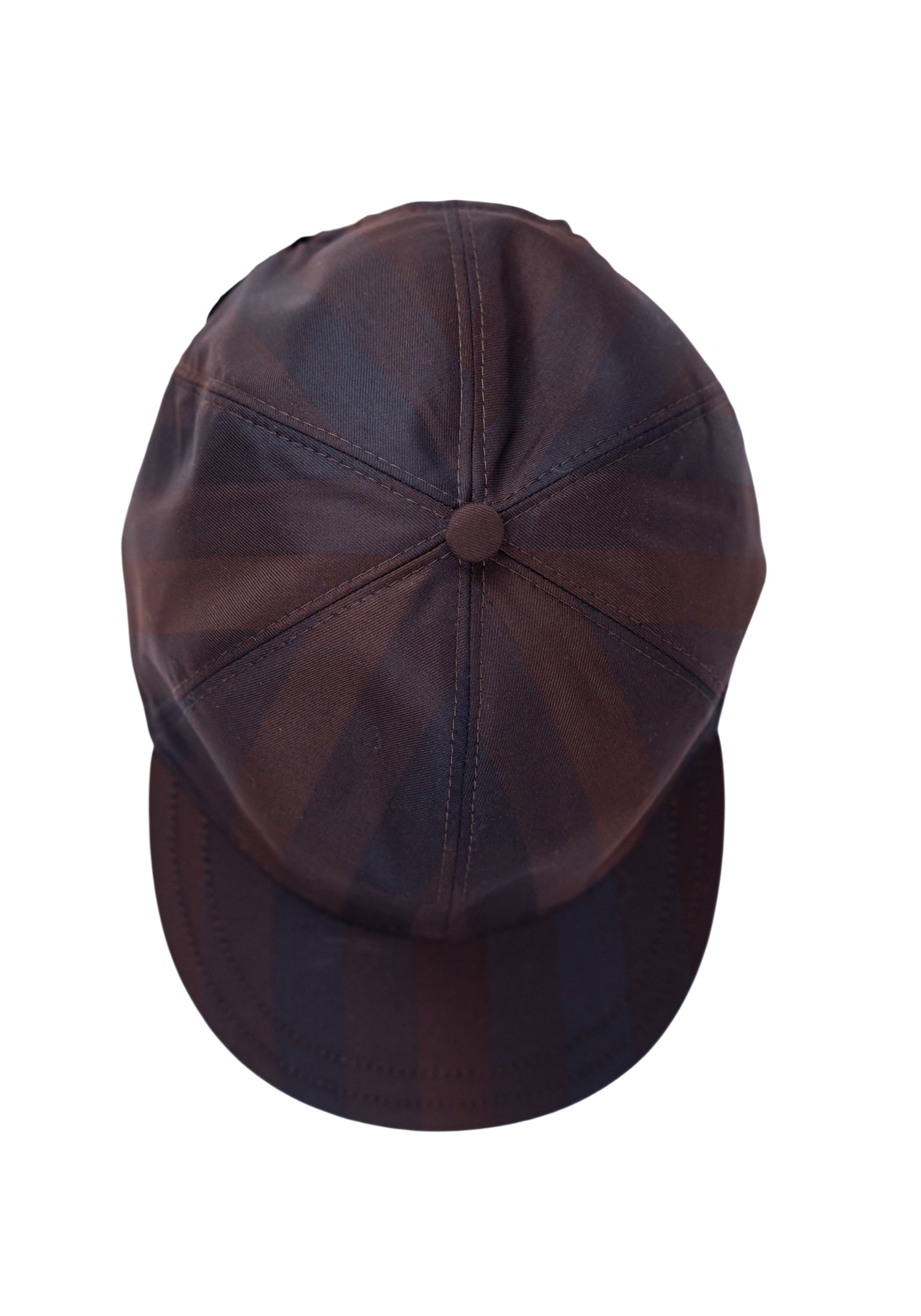 Super 140’s Wool Cap
Zeitlose Eleganz. Feinste Materialien. Italienische Handwerkskunst.