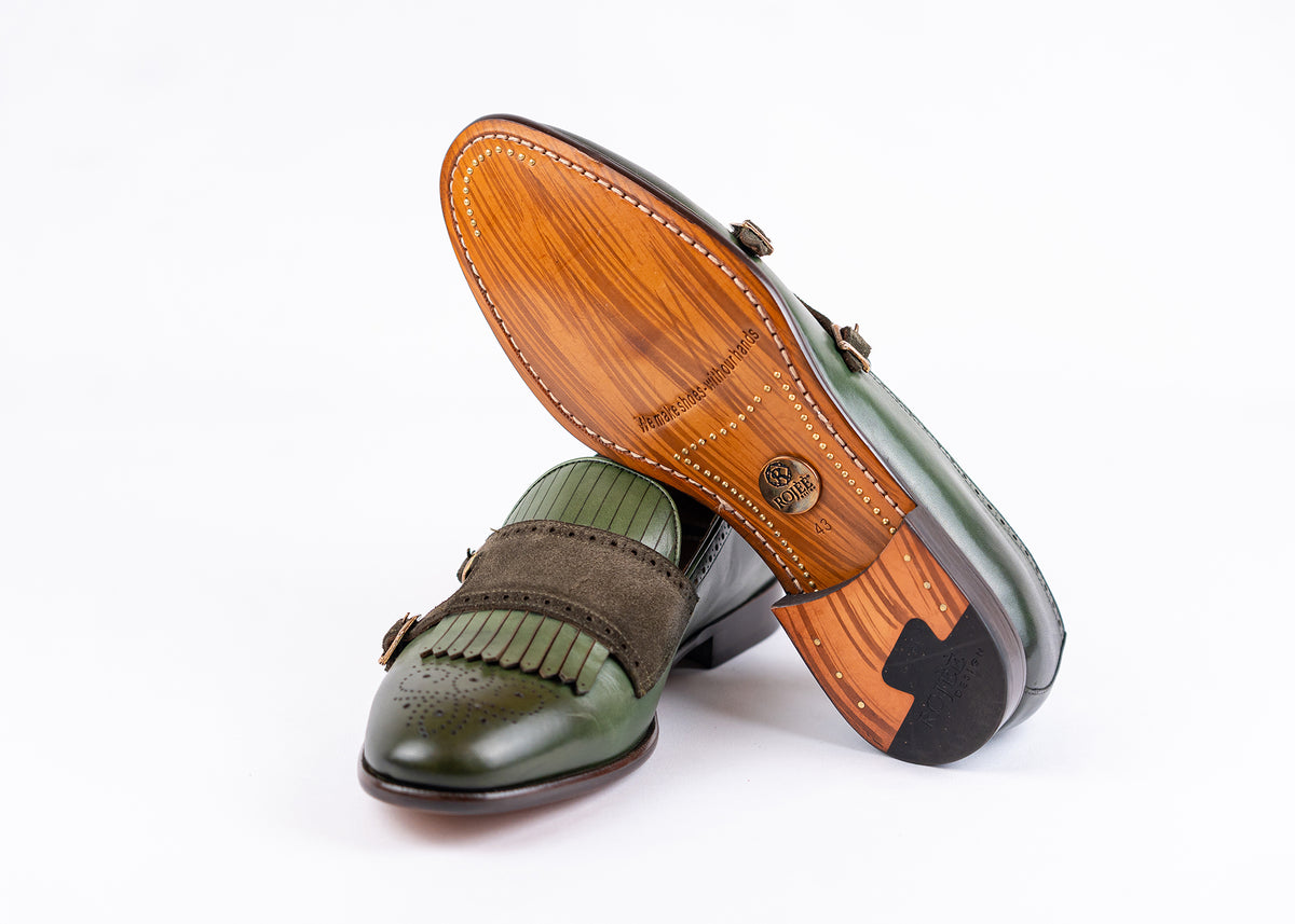 Slipper mit Fransen - Doppelschnaller