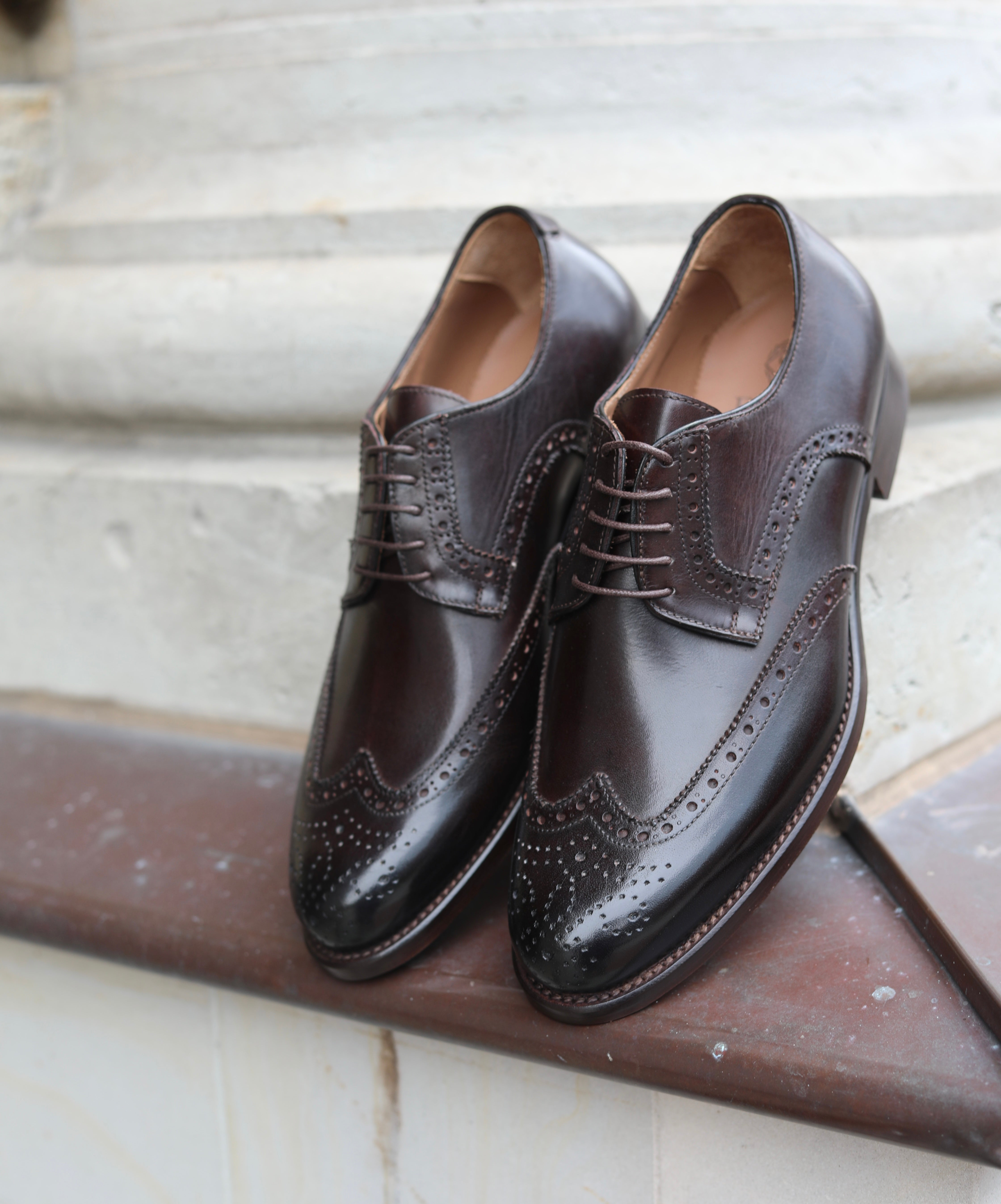 lace-up shoes