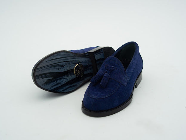 Tassel Loafer in Suede