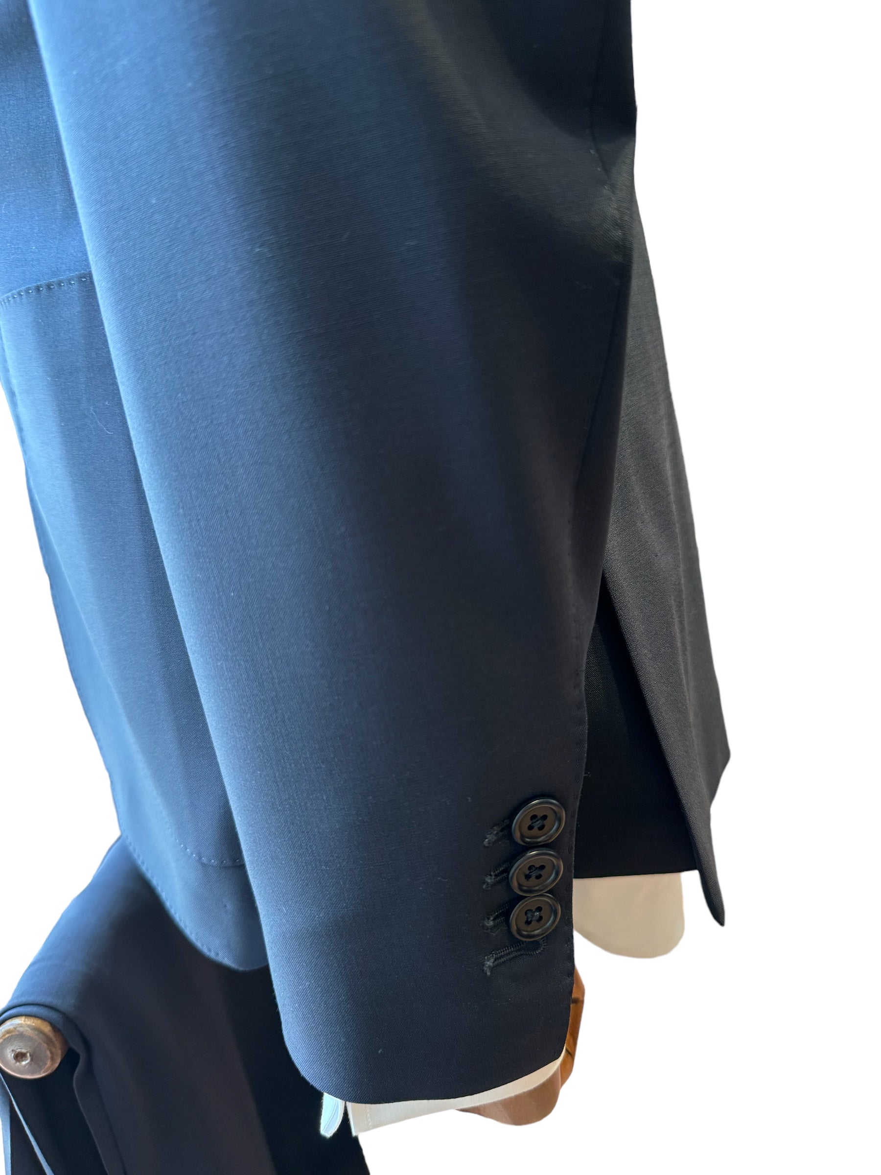 single-breasted suit