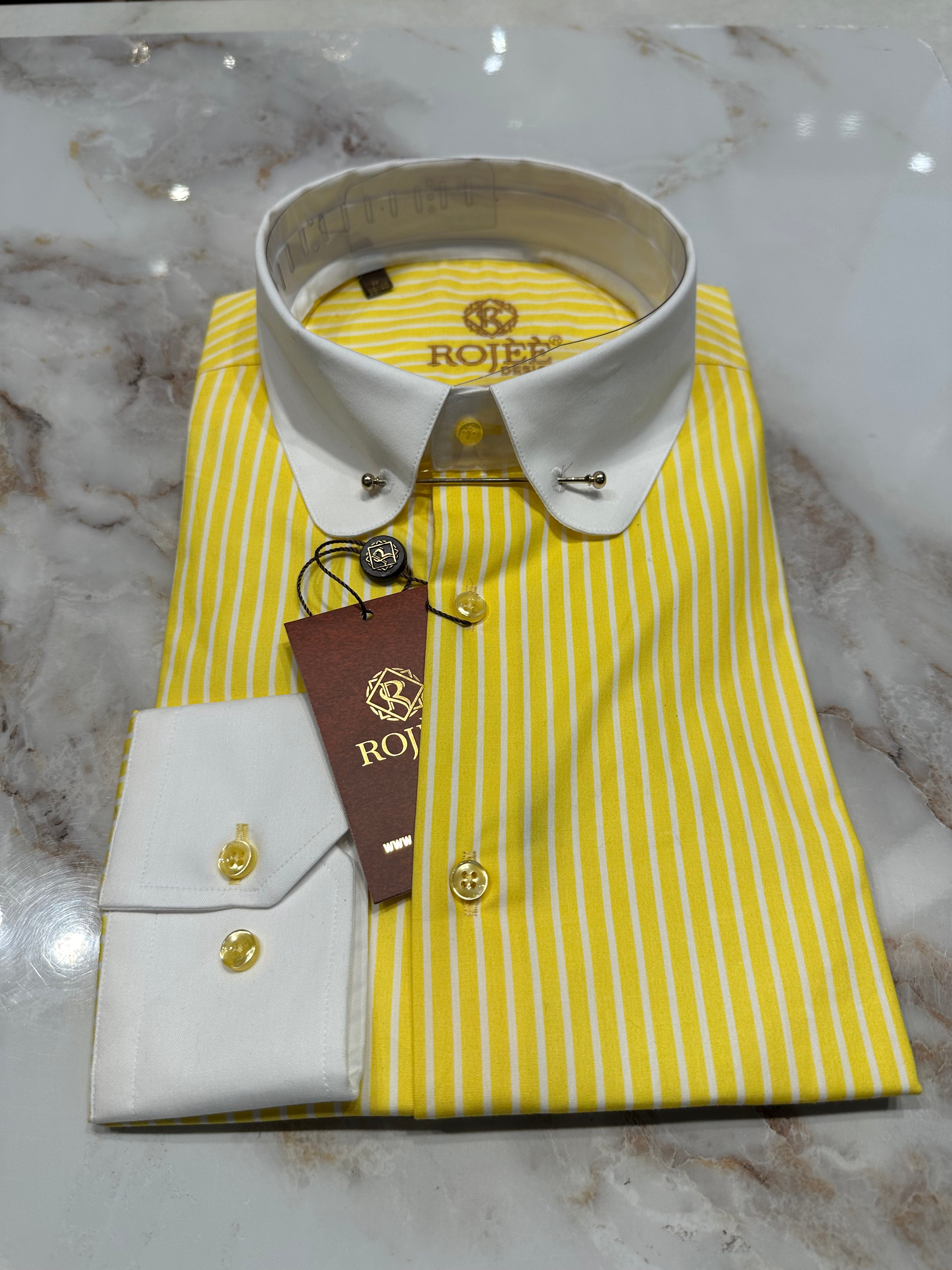 Yellow and white striped shirt with white collar / shark / pointed collar