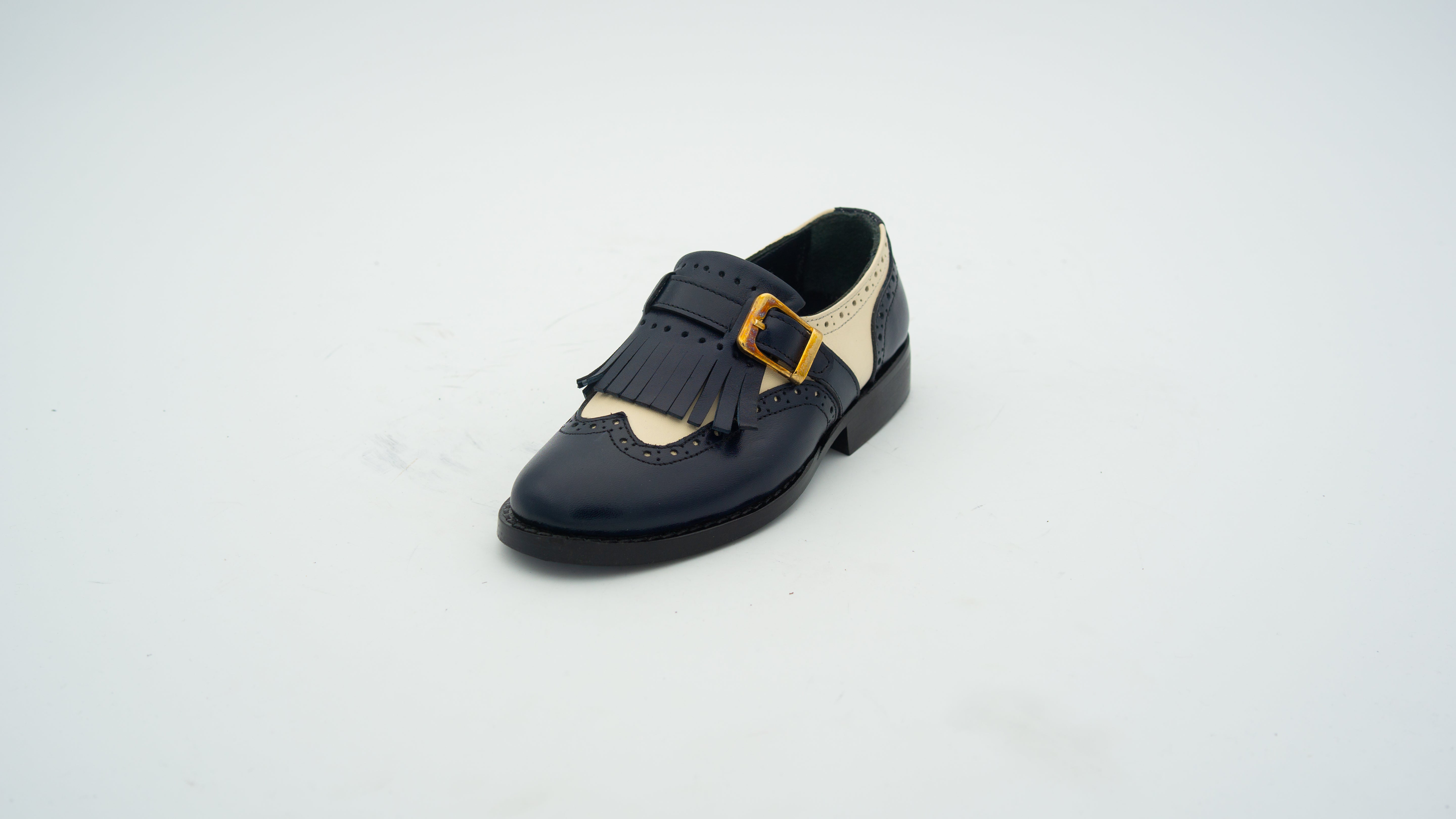 Slipper mit Fransen aus Leder