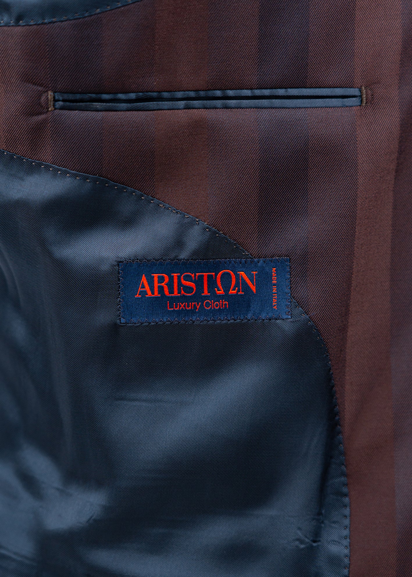 Solar by Ariston – Exklusiver Stoff aus Italien
