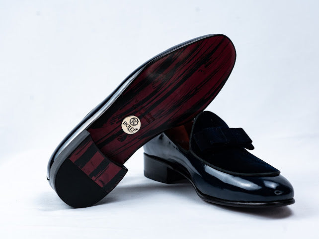 Lackschuhe mit Samt