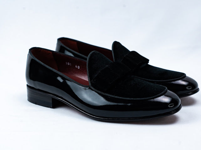 Lackschuhe mit Samt