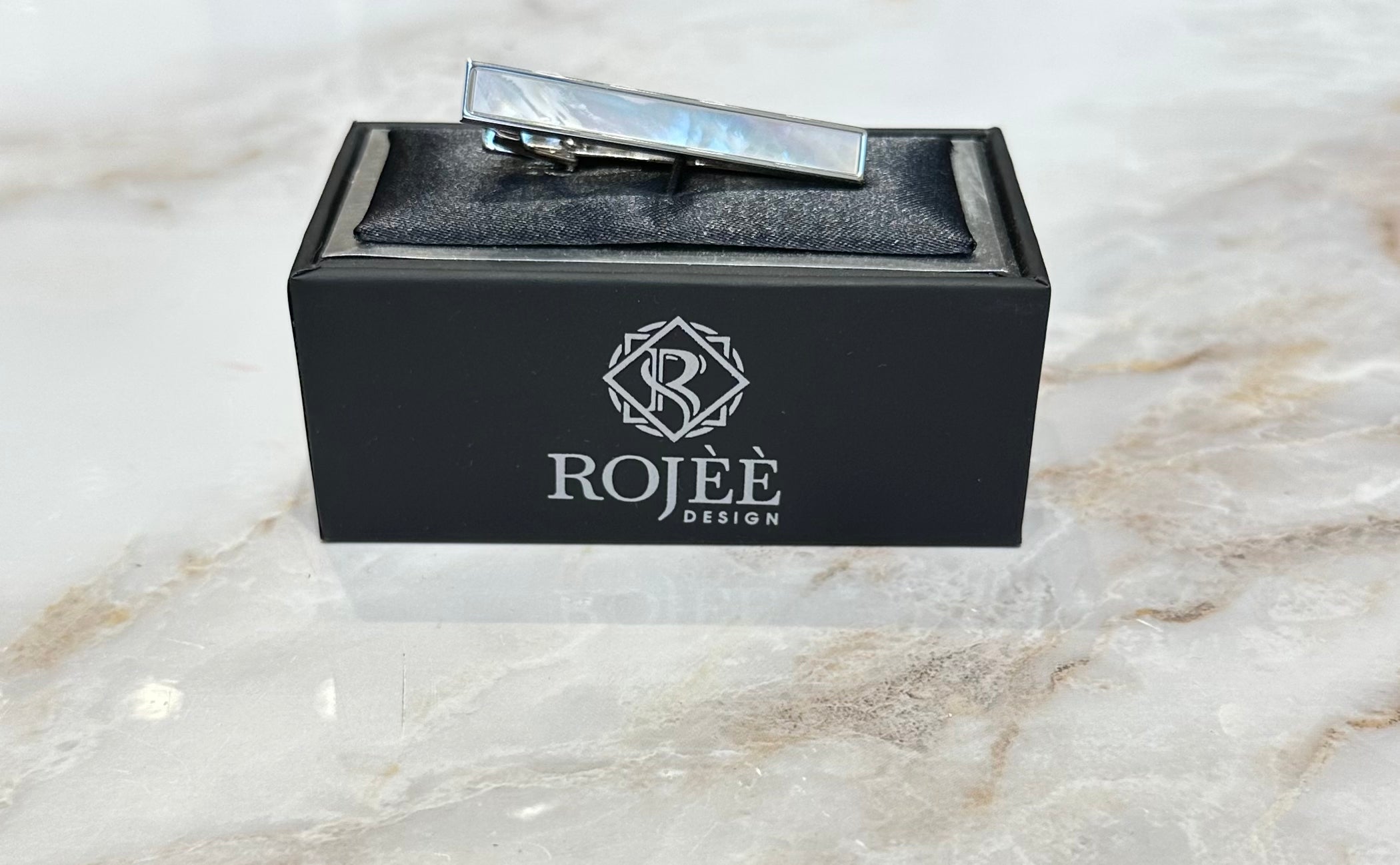 tie clip