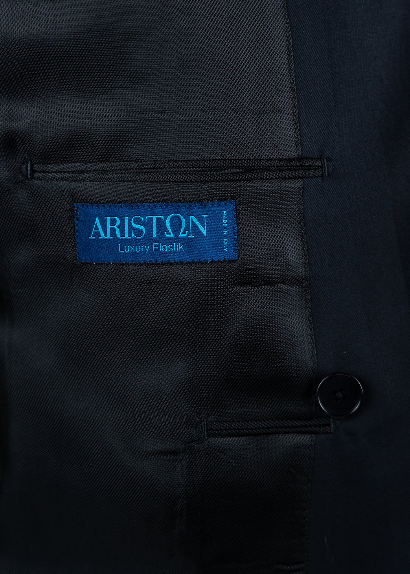 Solar by Ariston – Exklusiver Stoff aus Italien