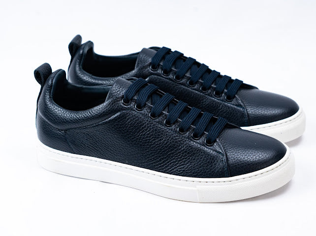 Handgefertigte Leder-Sneaker aus Italien
