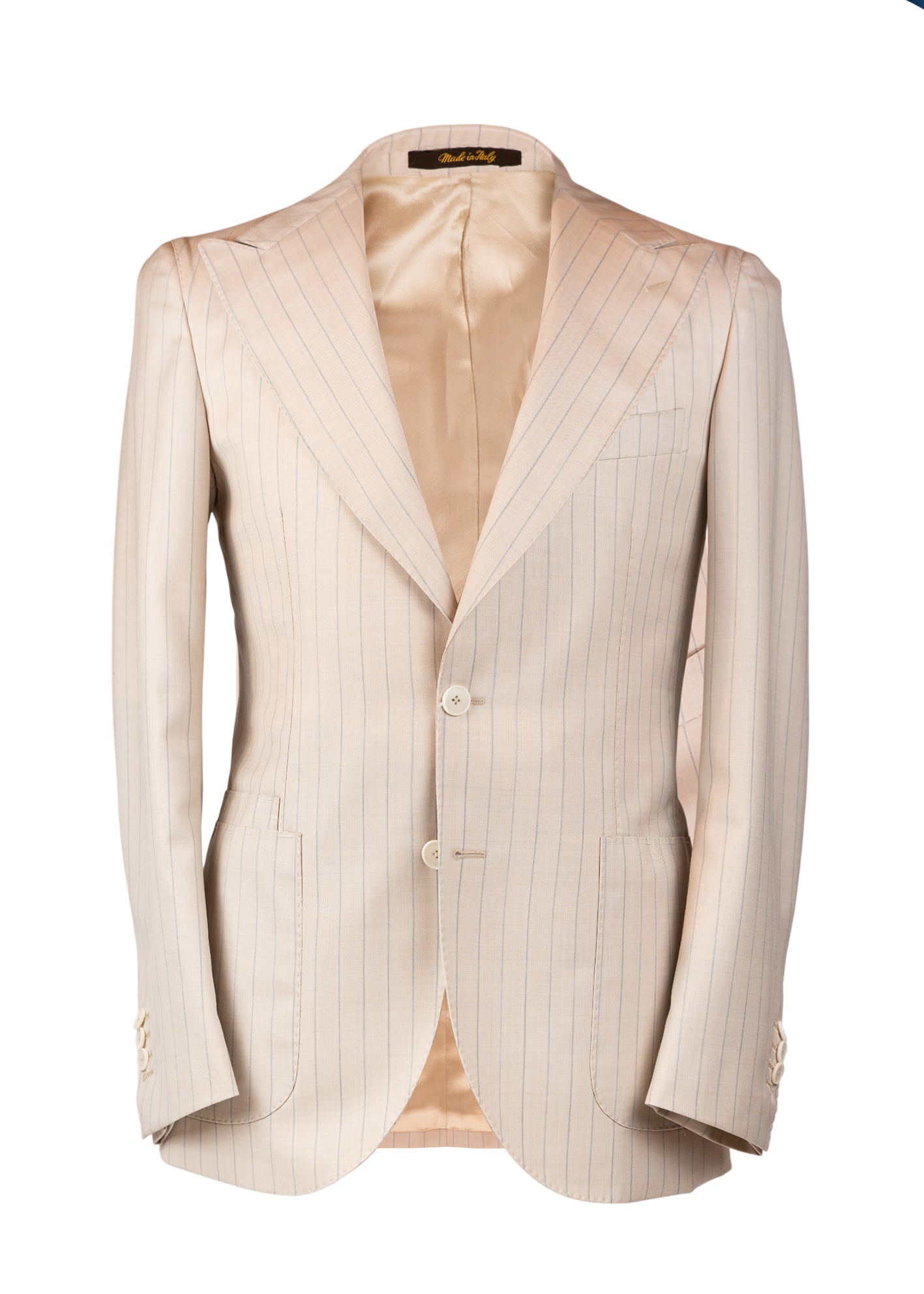 Elegante Serie in edlem Beige mit feinen grauen Nadelstreifen
