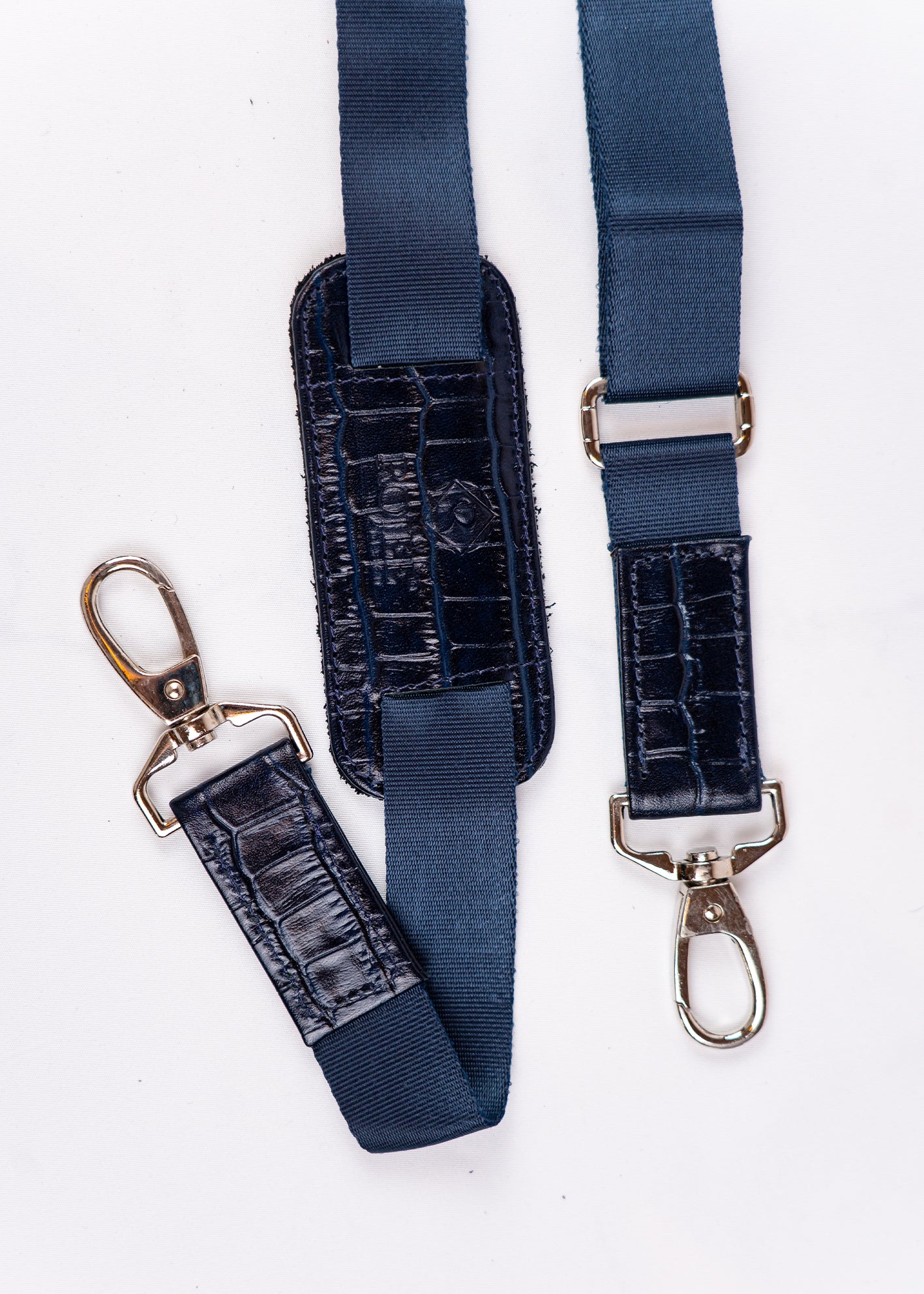 Tasche Crocoprägung aus Leder