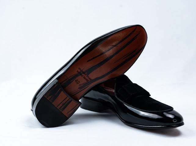 Lackschuhe mit Samt