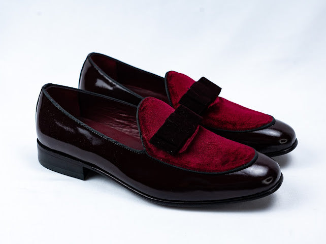 Lackschuhe mit Samt