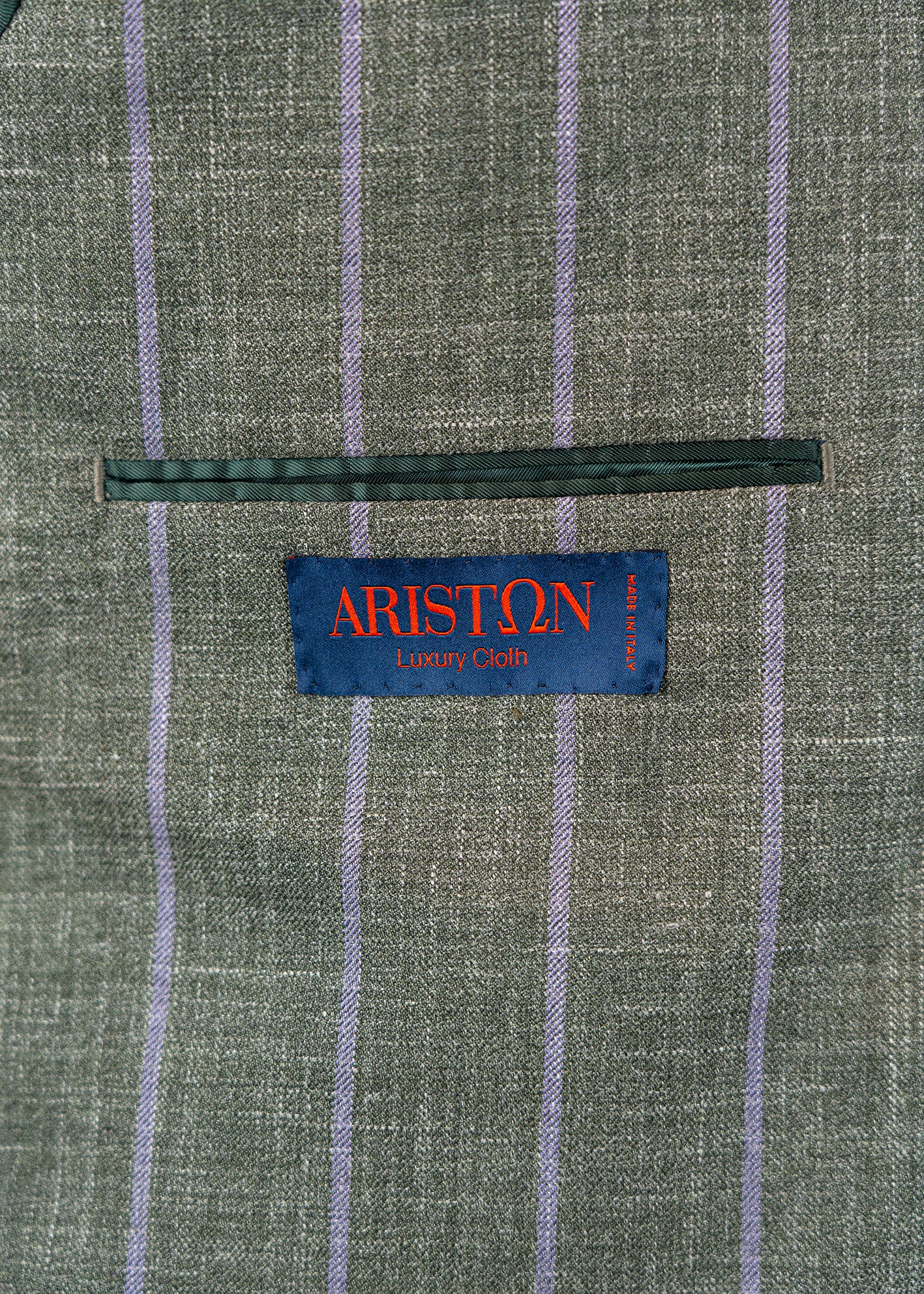 Einreiher aus exklusivem Ariston-Stoff