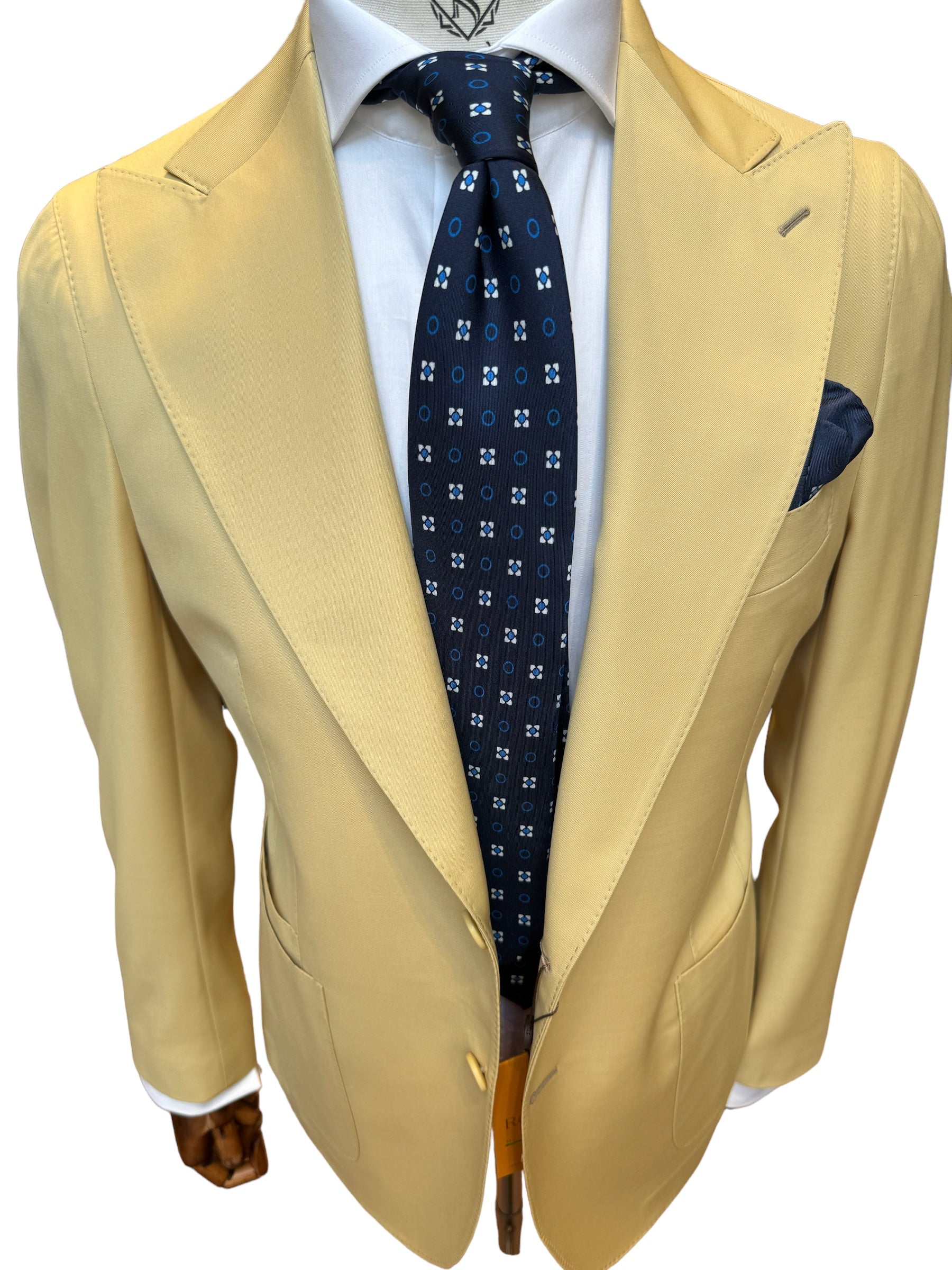 single-breasted suit