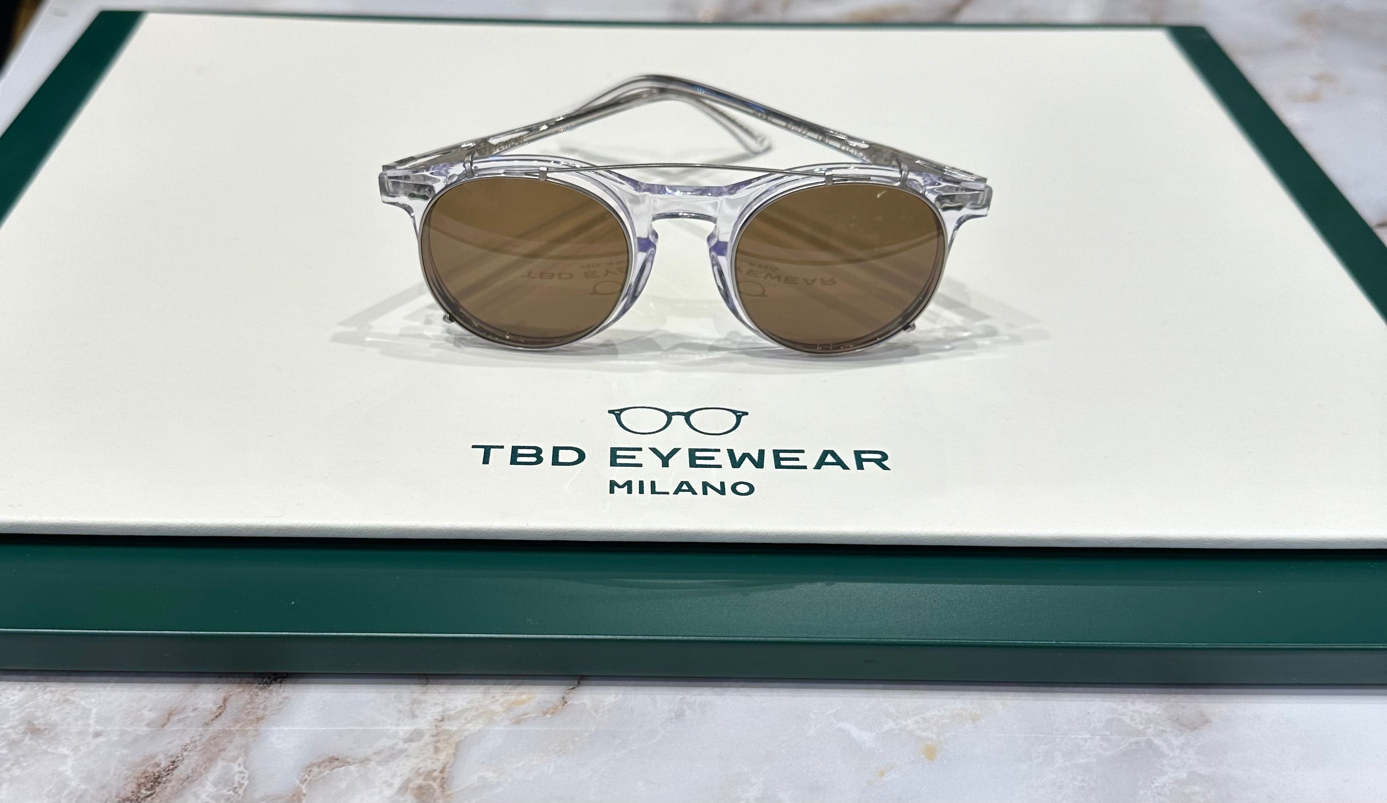Sonnenbrille TBD